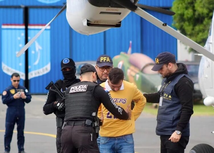 Extraditan a Buenos Aires a Peligroso Sicario Paraguayo que Posaba como Sereno